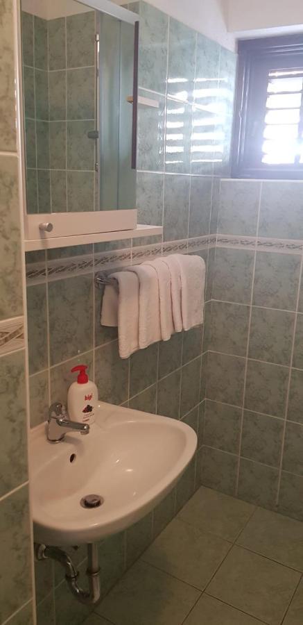 Apartmani Sonja Макарска Экстерьер фото