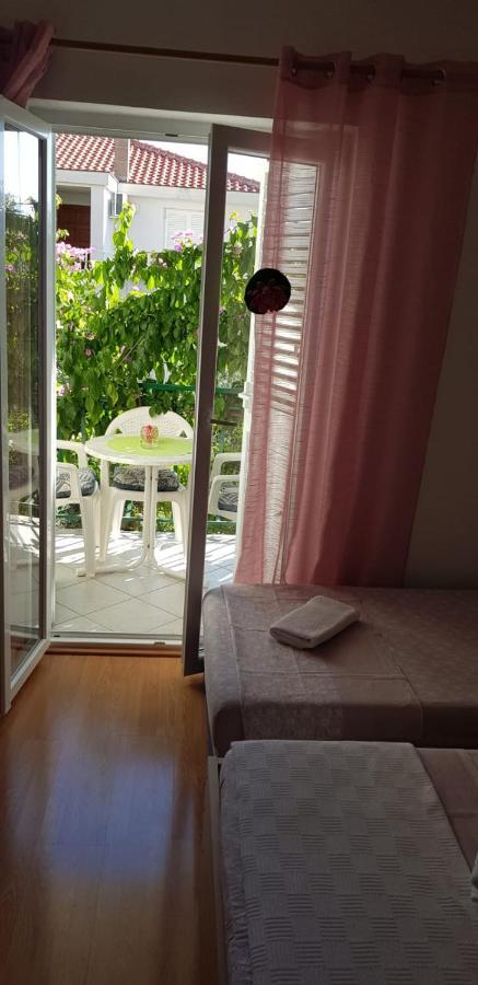 Apartmani Sonja Макарска Экстерьер фото